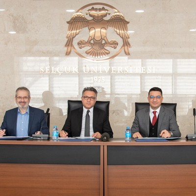 KONYA TEKNOKENT’İN BAŞARISINI REKTÖR METİN AKSOY İMZA ALTINA ALDI