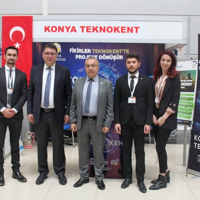 S.Ü. REKTÖR YARDIMCISI VE ZİRAAT FAKÜLTESİ DEKANI KONYA TEKNOKENT STANDINI ZİYARET ETTİ